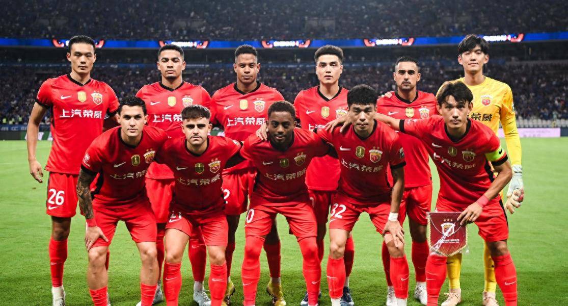 关于拉齐奥迎亚冠关键赛，今晨止住颓势，媒体盛赞，更衣室氛围转暖的信息