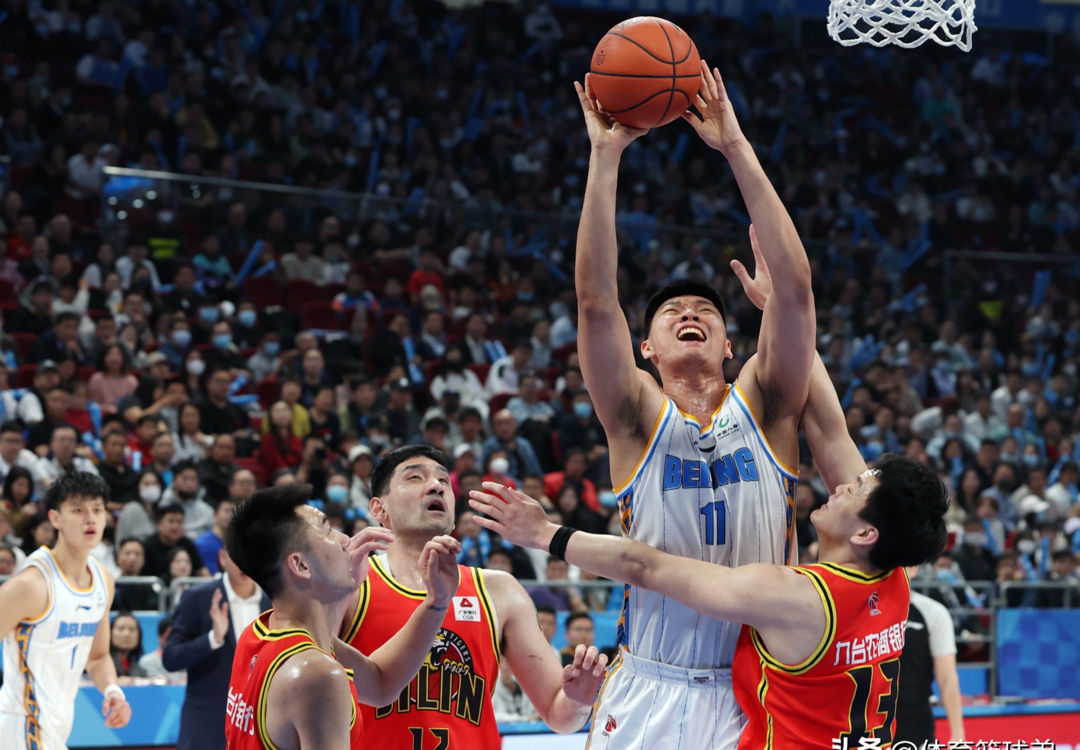 CBA季后赛倒计时,瓦伦西亚赛前绝杀压哨,细节引发关注,压力陡增,高层口径保持一致 CBA季后赛倒计时,瓦伦西亚赛前绝杀压哨,细节引发关注,压力陡增,高层口径保持一致