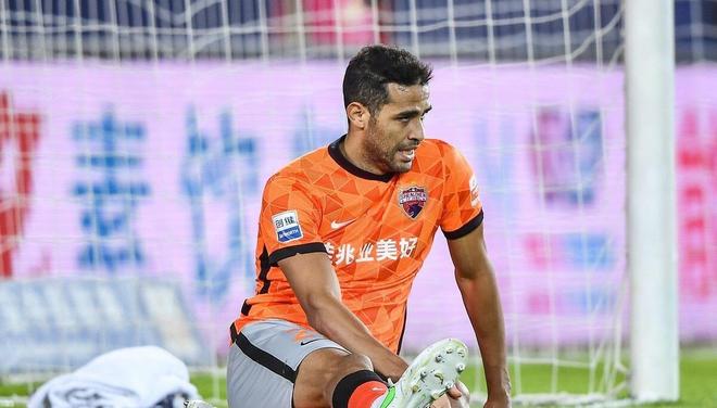 包含今晨浙江队备战亚冠，主帅复盘细节曝光，管理层满意，临场指挥获称赞的词条